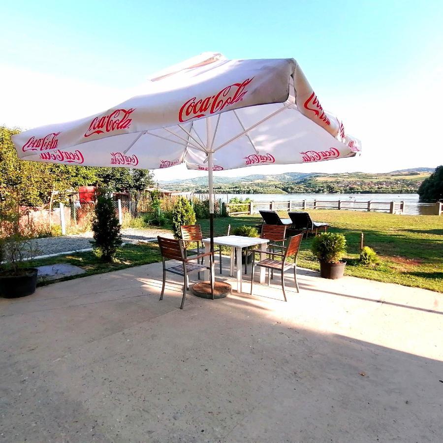 Captain'S House By The Danube River Cerevic Extérieur photo